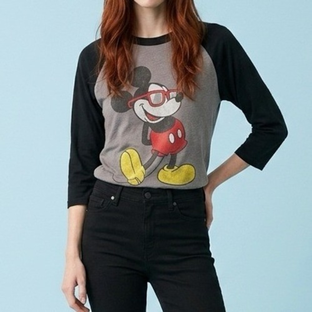 Disney‎ Mickey Mouse Baseball Tee Womens Medium Gray Black Raglan Hipster Mickey